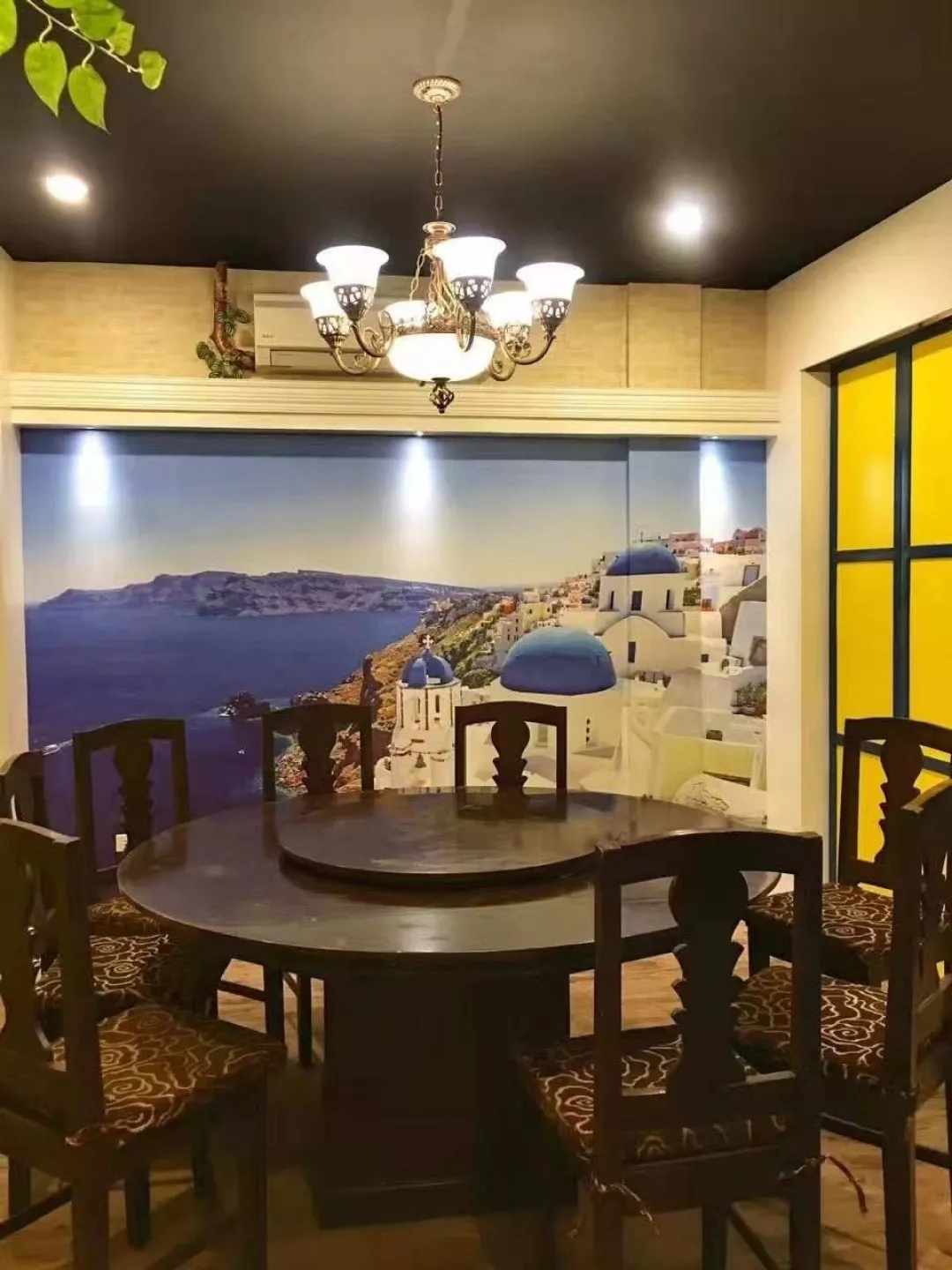 A facility to enjoy art