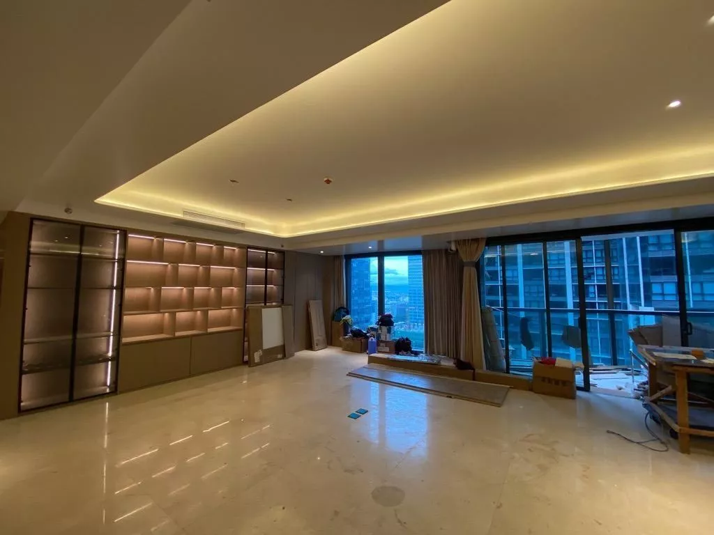 Luxury Detached House Exterior