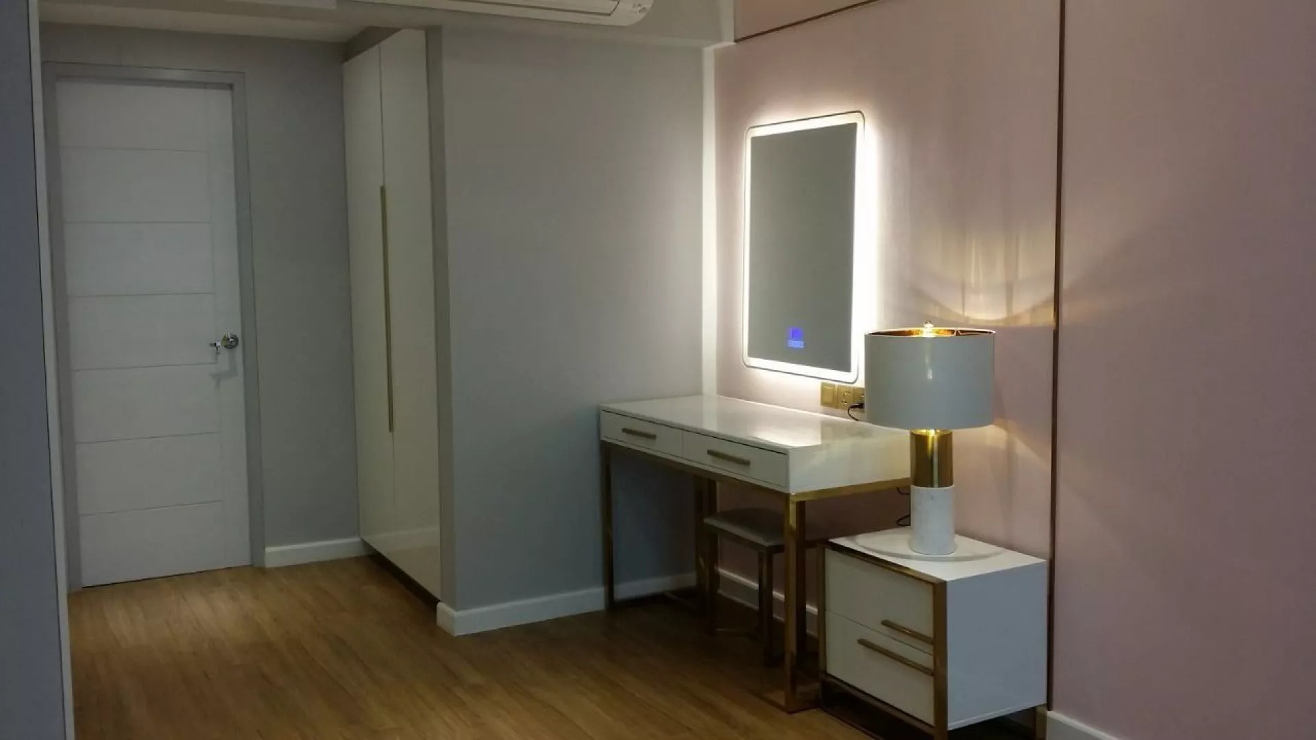 Luxury Detached House Exterior