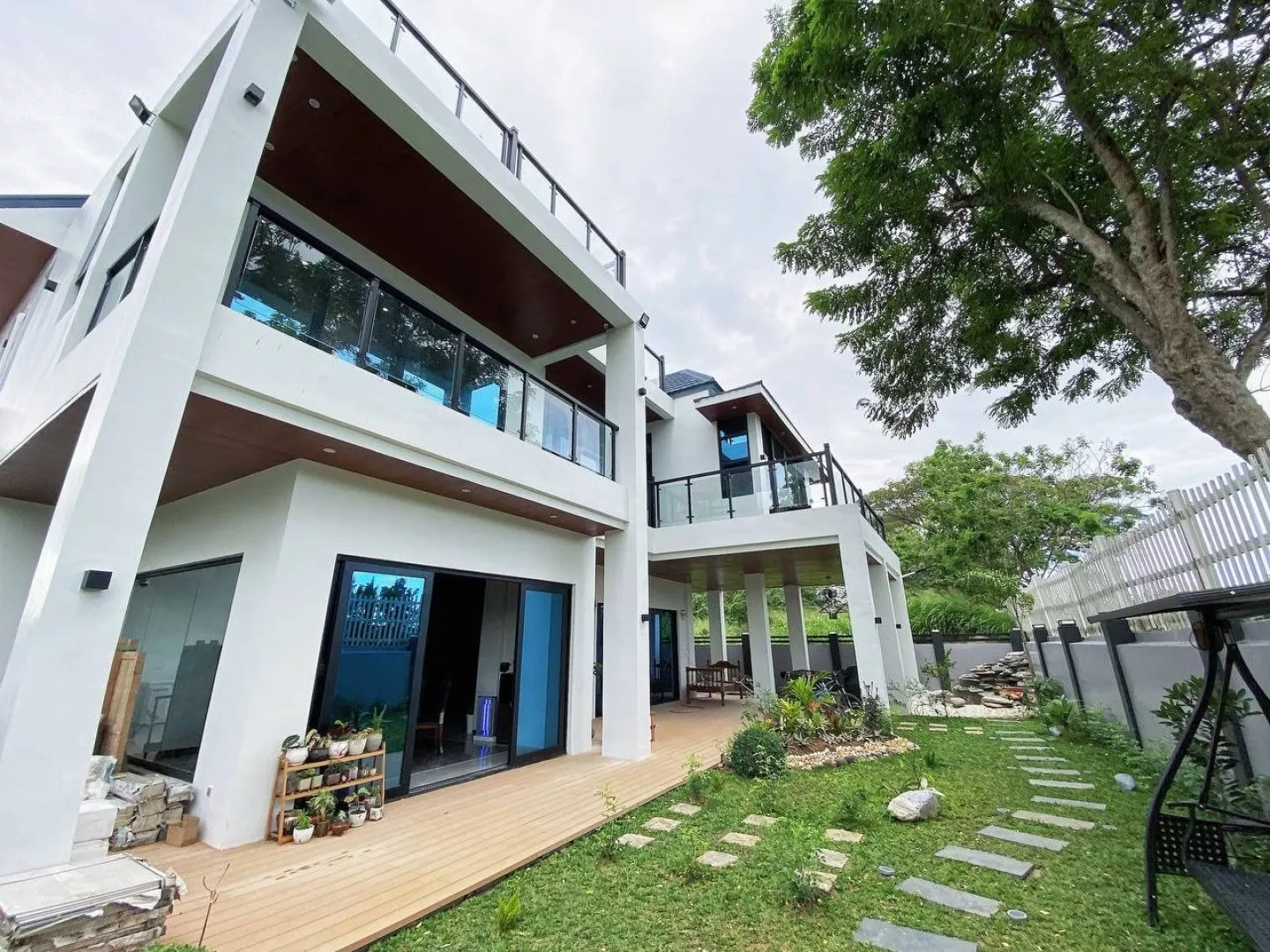 Luxury Detached House Exterior